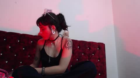 Snapshot of lia_carter_ chatting on 11.03.25 Lia online show from 11.03.25