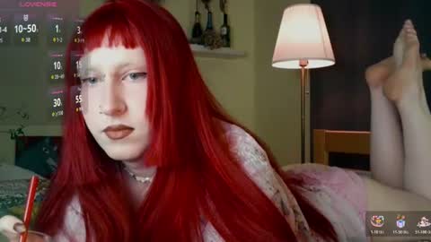 Snapshot of lia_grl chatting on 06.14.26 lia_grl online show from 06.14.26