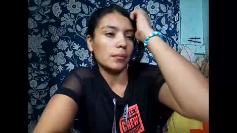 Lia online show from 12.21.25