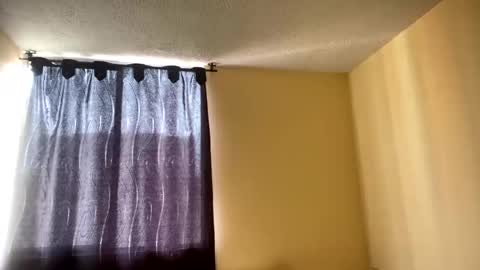 Little Queen Lia  online show from 03.29.26