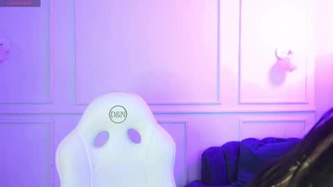 LIA  online show from 04.19.26