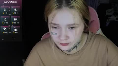 liaa_li online show from 04.16.26