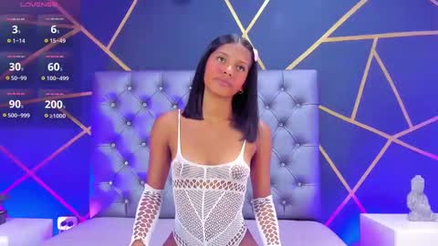 Snapshot of liaa_taylor1 chatting on 09.13.25 Lia online show from 09.13.25