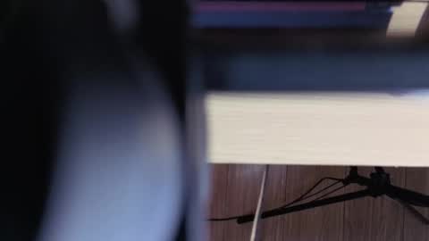 Lia  online show from 11.13.25