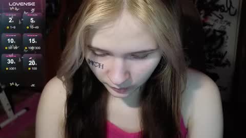 Snapshot of liaaa_li chatting on 11.09.25 liaaa_li online show from 11.09.25