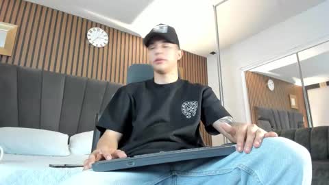 Liam Smith online show from 10.02.25