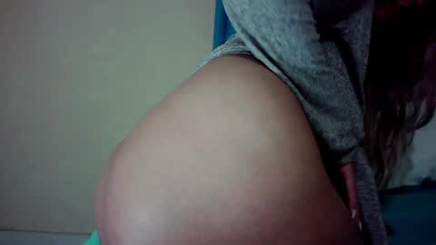 Lia Divina online show from 05.30.26
