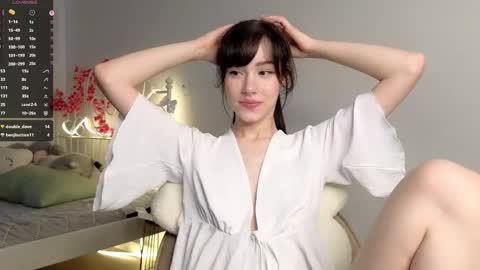 Lia  online show from 02.15.26