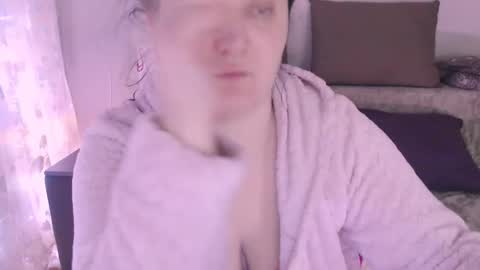 miss Lia  colection for travel online show from 01.26.25