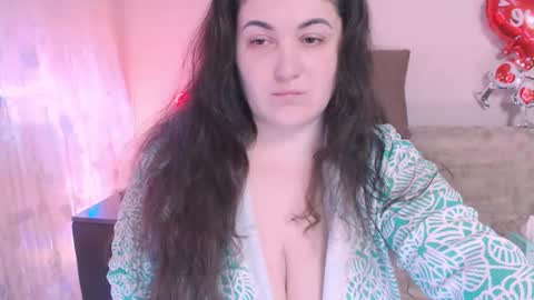 miss Lia  colection for travel online show from 03.02.25