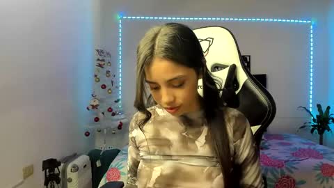 Lia Kent online show from 12.14.24