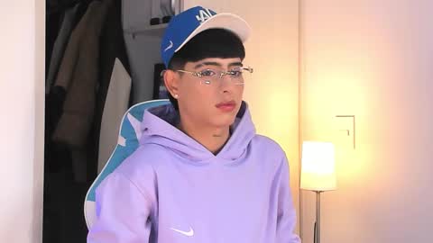 Liam online show from 10.19.25