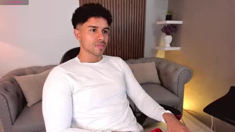 Snapshot of liam_colliins chatting on 03.02.25 Liam Collins online show from 03.02.25