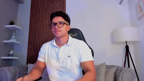 Snapshot of liam_colliins chatting on 09.20.25 Liam Collins online show from 09.20.25