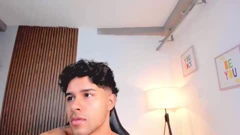 Snapshot of liam_colliins chatting on 11.09.25 Liam Collins online show from 11.09.25