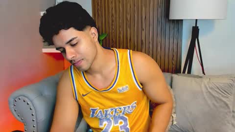 Snapshot of liam_colliins chatting on 11.23.25 Liam Collins online show from 11.23.25