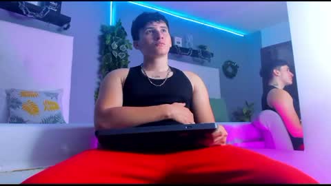 liam_conorr online show from 12.11.24