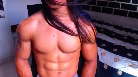 Snapshot of liam_domain chatting on 11.04.25 LIAM online show from 11.04.25