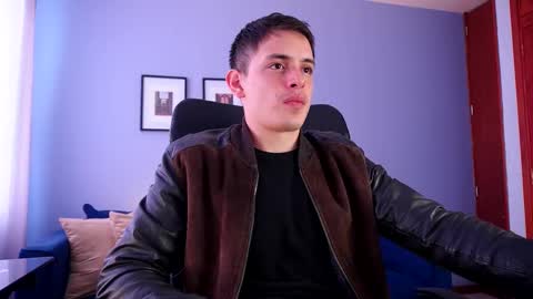 Snapshot of liam_enzho chatting on 02.17.25 Liam online show from 02.17.25