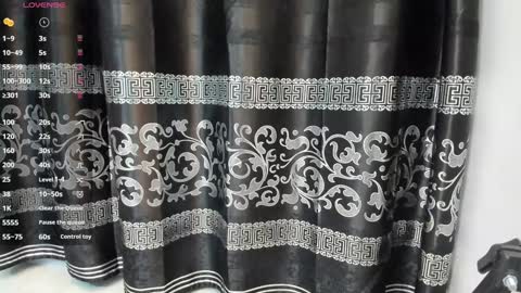 LIAM KLEIN online show from 02.05.25