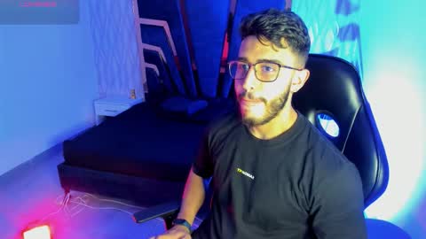 Snapshot of liam_kleiin chatting on 01.14.26 LIAM KLEIN online show from 01.14.26