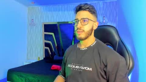 Snapshot of liam_kleiin chatting on 02.02.26 LIAM KLEIN online show from 02.02.26