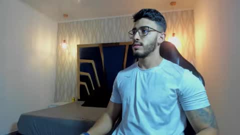 Snapshot of liam_kleiin chatting on 03.24.26 LIAM KLEIN online show from 03.24.26