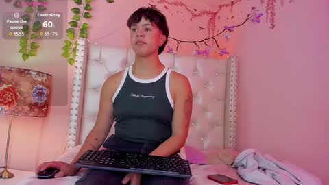 Snapshot of liam_scoot_ chatting on 02.23.26 LIN online show from 02.23.26