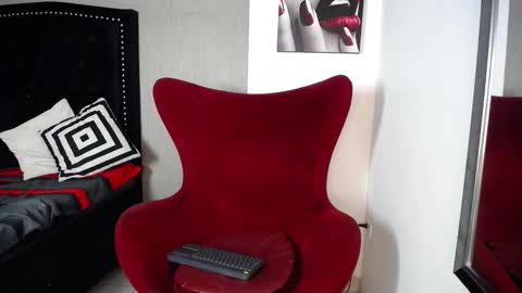 Snapshot of liam_sean chatting on 02.21.26 Liam online show from 02.21.26