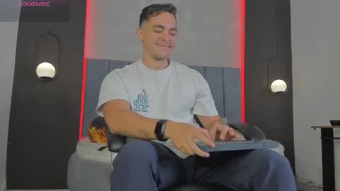 Liam online show from 03.26.26