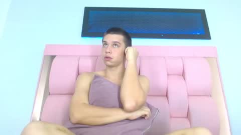 liam_york online show from 12.01.25