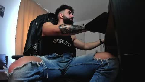 Liam online show from 04.11.26