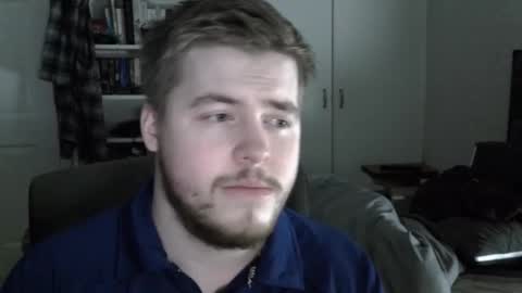 Snapshot of liamfoxx chatting on 12.15.25 Liam Fox online show from 12.15.25