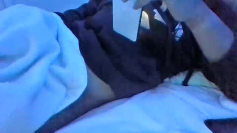 liamk121 online show from 12.15.25