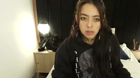 Snapshot of liamonroee_ chatting on 03.22.26 L I A M O N R O E online show from 03.22.26