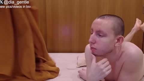 Dia and Julian online show from 03.10.26