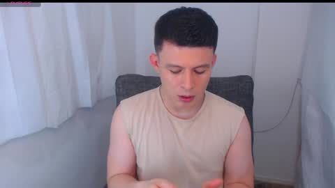 Snapshot of lian_eathan chatting on 03.22.26 lian_eathan online show from 03.22.26