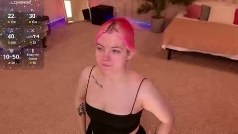 Snapshot of liana_blush chatting on 07.20.26 Liana online show from 07.20.26