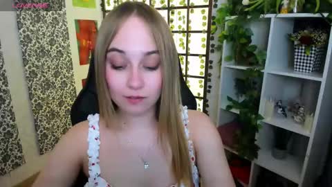 Liana online show from 03.11.25