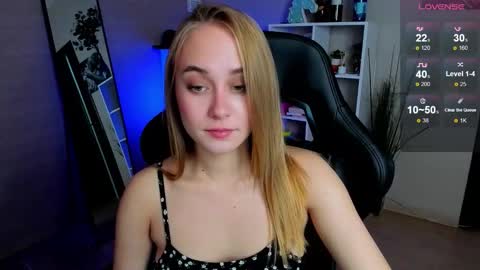 Liana online show from 10.12.25