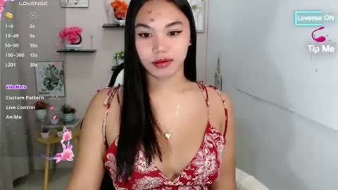 Snapshot of liane_mei chatting on 07.09.26 Liane online show from 07.09.26