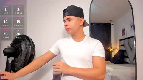 lianfox_ online show from 05.14.26
