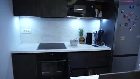 LianiLoverx online show from 10.27.25