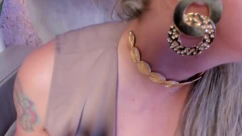 Lian online show from 11.26.25