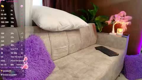 LIA online show from 11.21.25