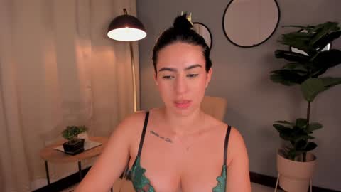 Lia online show from 12.11.24