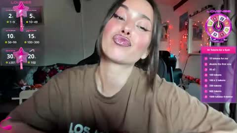 LiaQuinn online show from 10.22.25