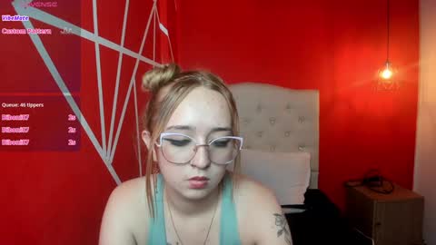 Lia Roberts online show from 12.09.24