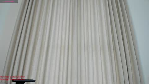 Lia online show from 12.25.24