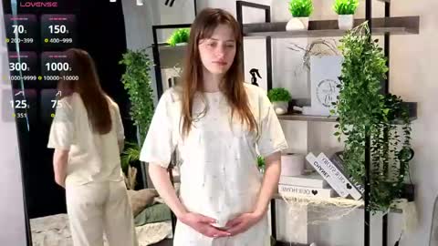 Snapshot of libbienoffsinger chatting on 06.04.26 Ada online show from 06.04.26